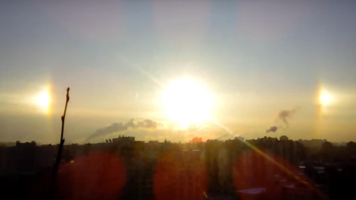 fenomen spectaculos surprins de locuitorii din sankt petersburg curcubeul iernii din nou pe cer