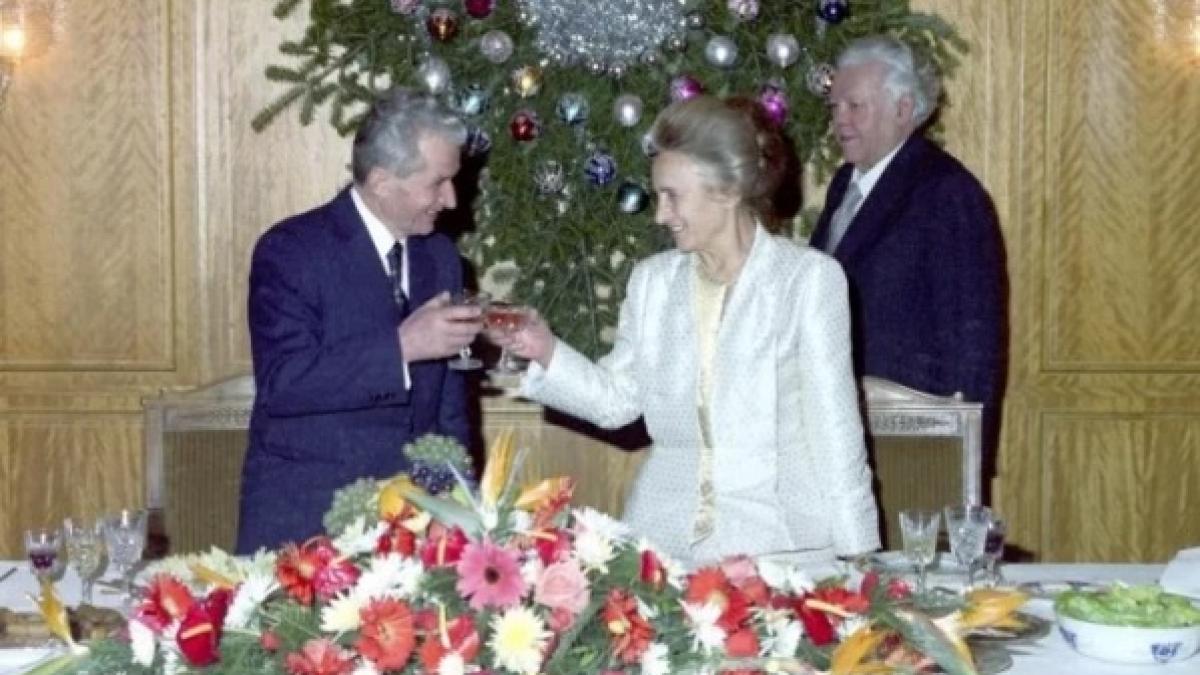elena_ceausescu_aniversare_49069400
