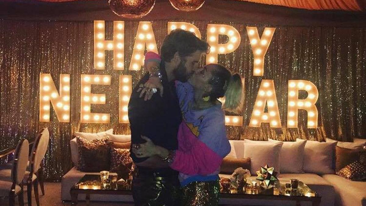 miley_cyrus_si_liam_dcnews_65669200