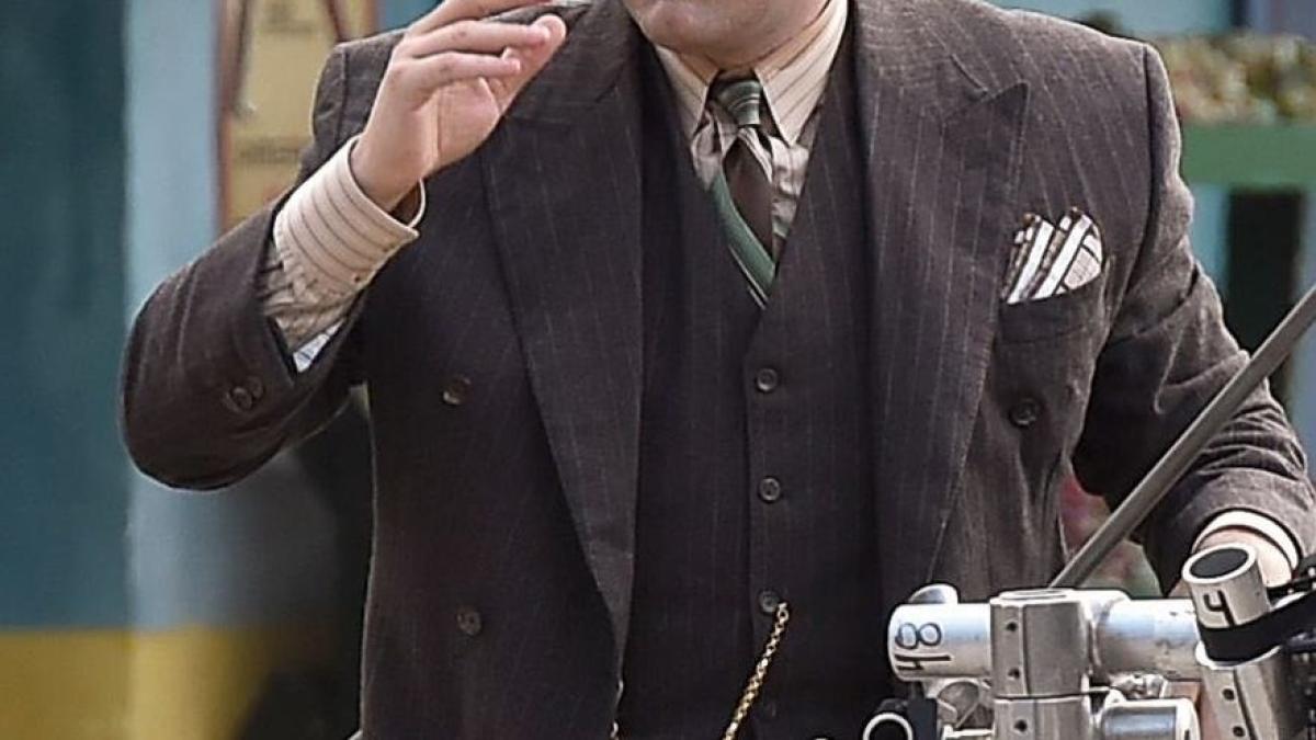 live_by_night_745805l_1600x1200_n_f1bc2348_44928400