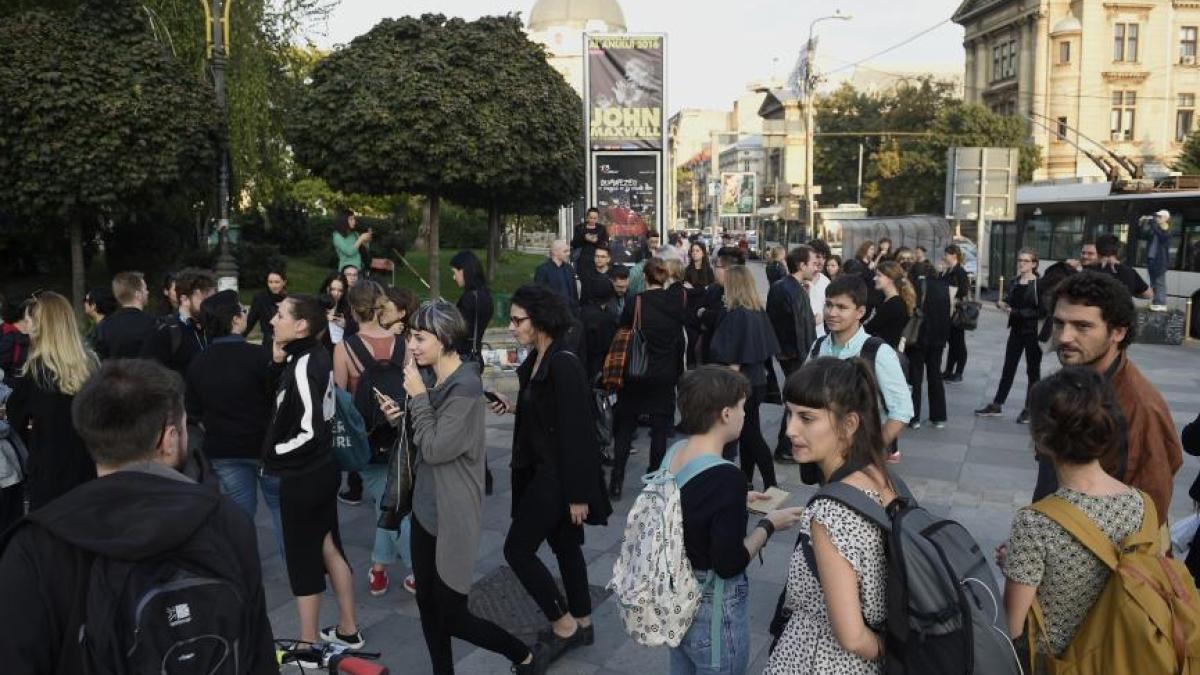 protest_tineri_frumosi_18224400