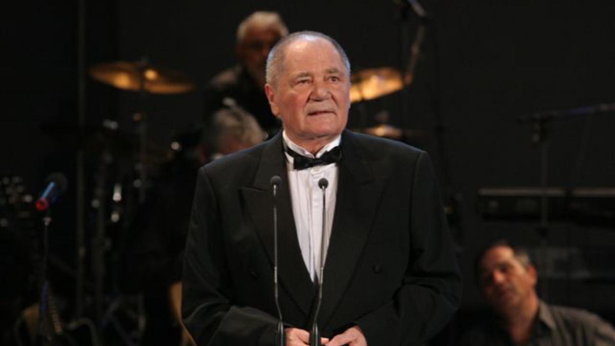 ion_besoiu_gala_uniter_2008_credit___maria_stefanescu_30232900