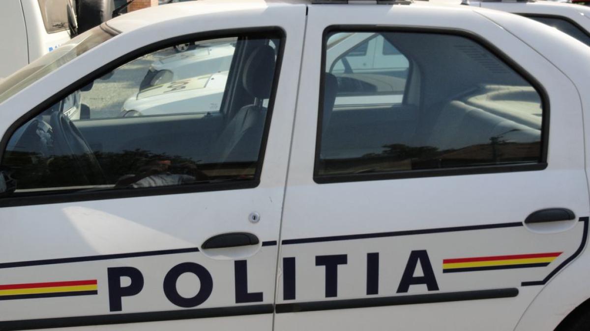 masina_politie_76109800