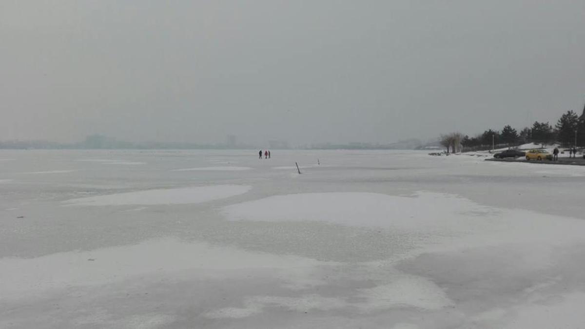 lac_inchetat_37974900