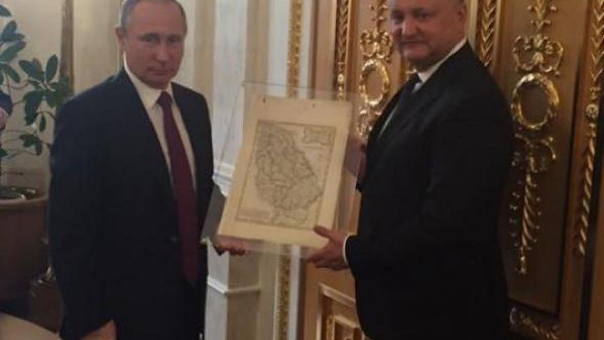 putin_dodon_59810500