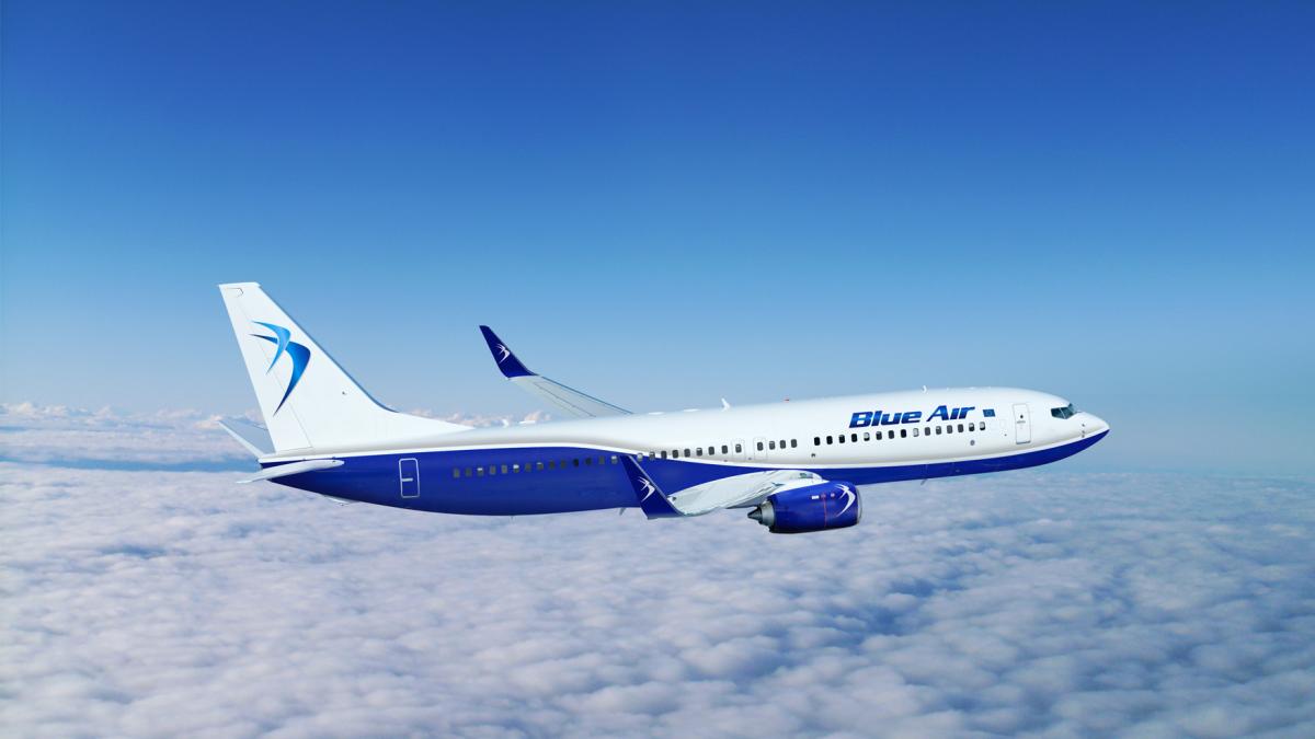 blueair_b_737_800_24460400