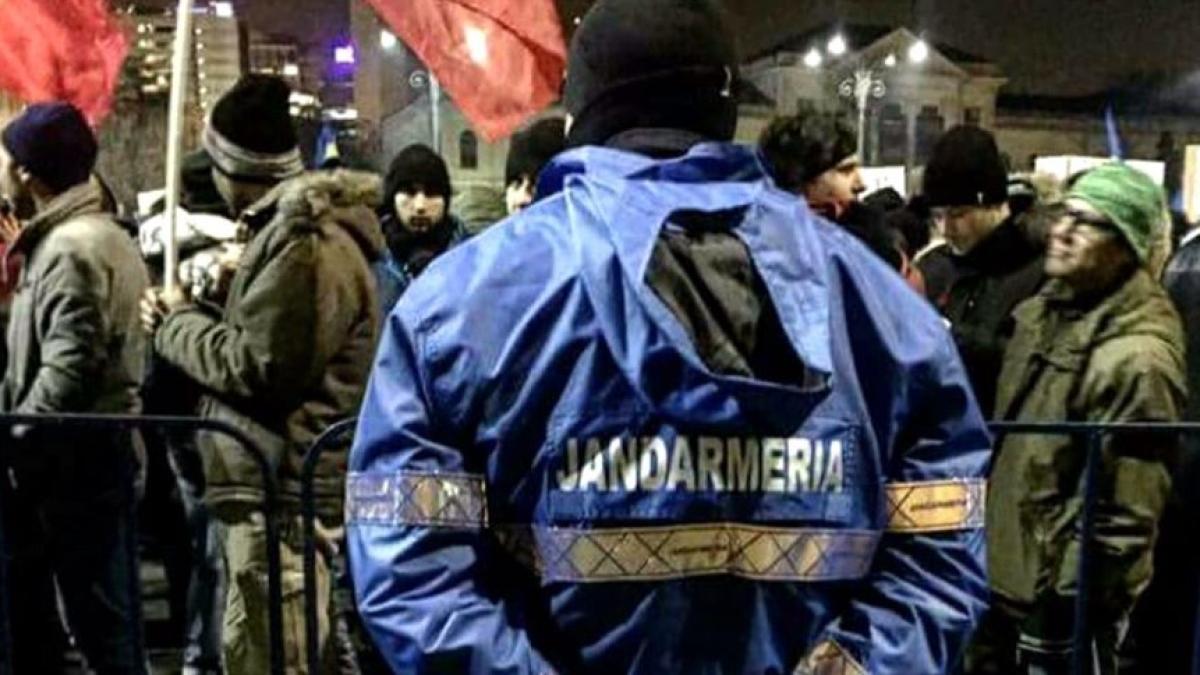 proteste_jandarm_27833300