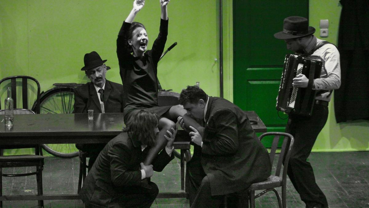 cu_sufletul_nu_i_de_glumit_01741900