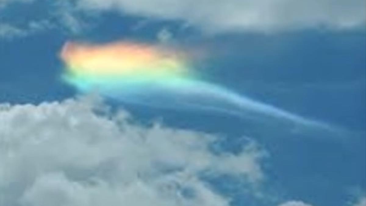 fenomen rar pe cer oamenii din singapore l au admirat minute in ir