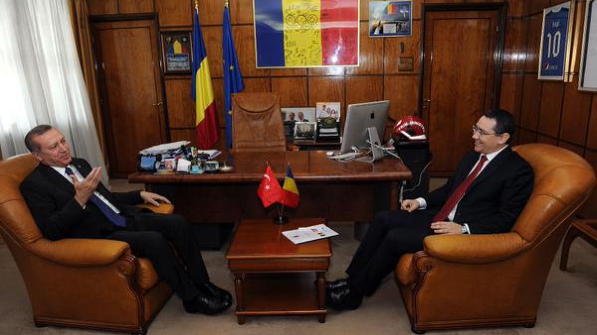 ponta_erdogan_hagi_2_83315500