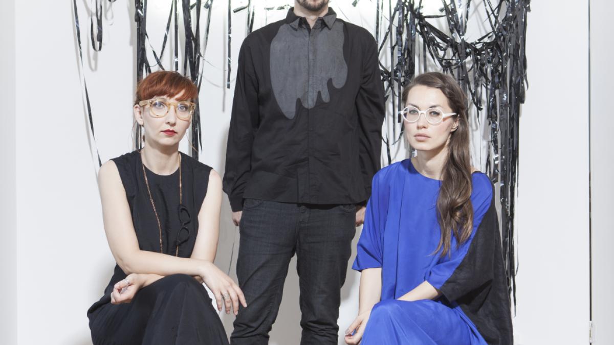 apparatus_22_portrait_withthe_vestiges_of_reasonphoto_by_roald_aron_64044900