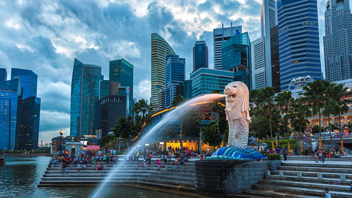 singapore_header_49479600