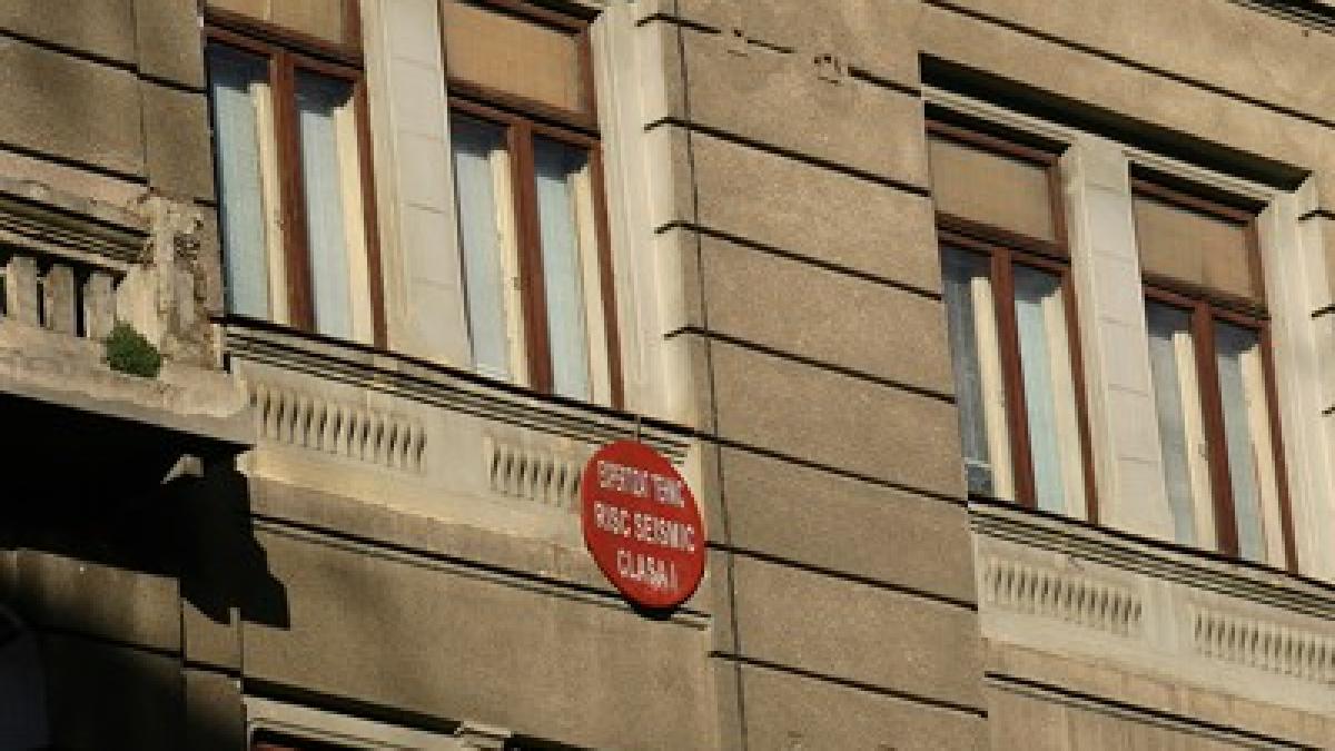 cladire_bulina_rosie_51150900