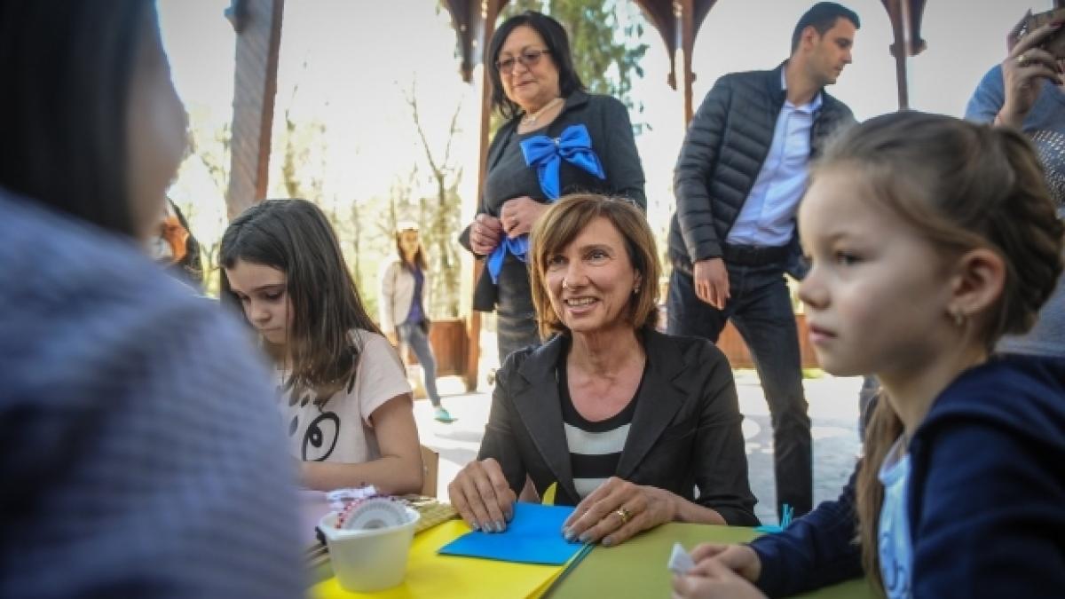 carmen_iohannis_75097700_15138600