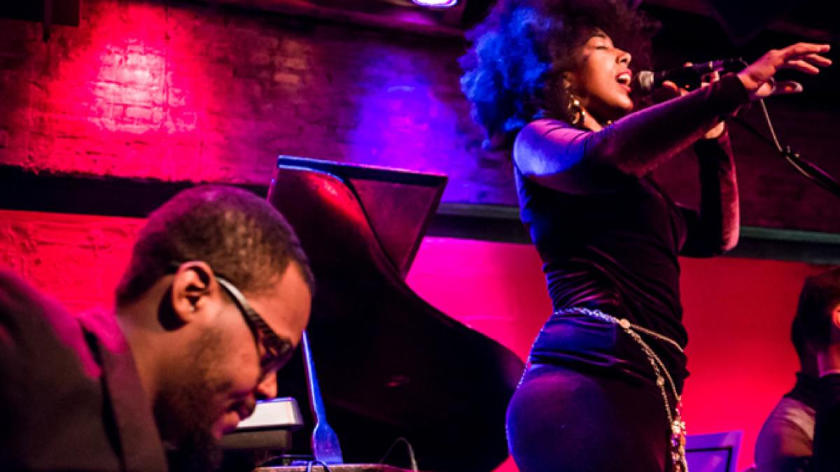 1_noel_simone_band_780x380_thumb_64775400