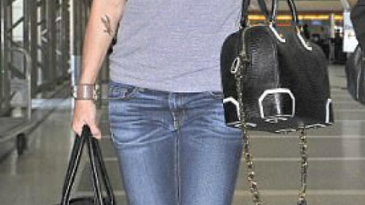 paltrow_doua_genti_00861900