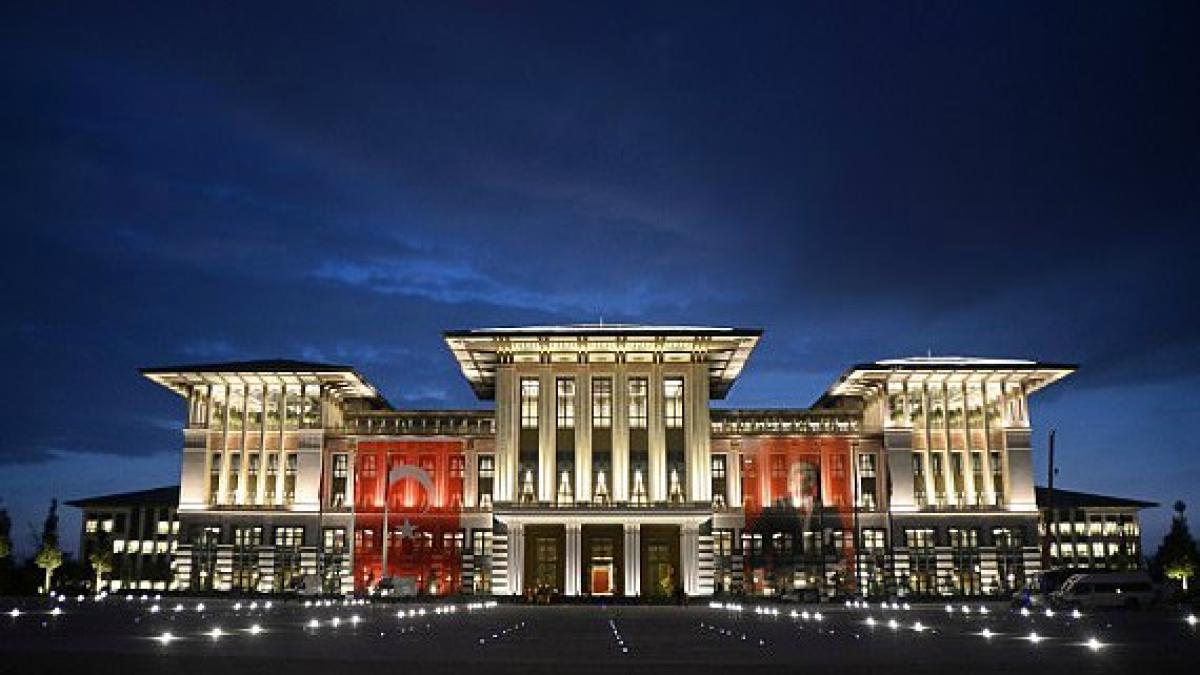 palatul_alb_32480000