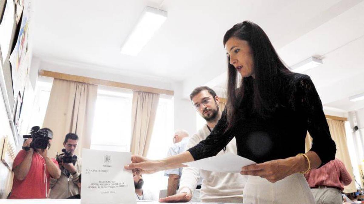 clotilde_armand_dcnews_1_07805300