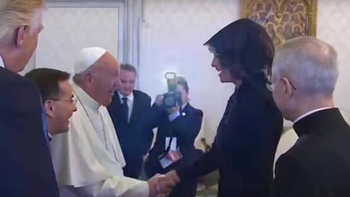 melania_papa_19547400