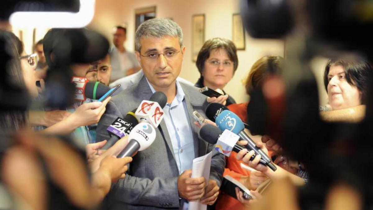 robert_turcescu_dcnews_19250200