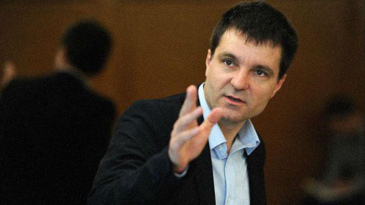 nicusor_dan_73599000