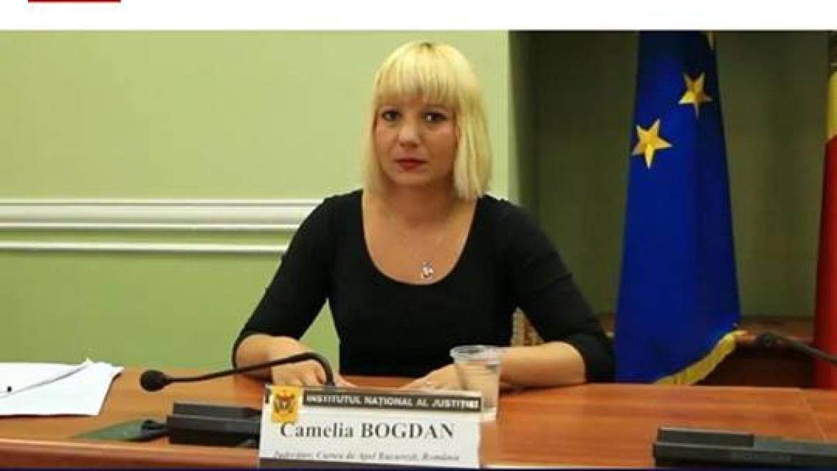 camelia_bogdan_49600700
