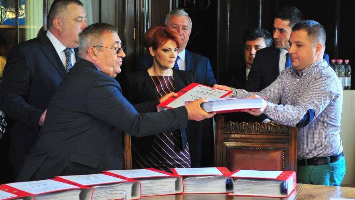 lia_olguta_vasilescu_dcnews_54464800