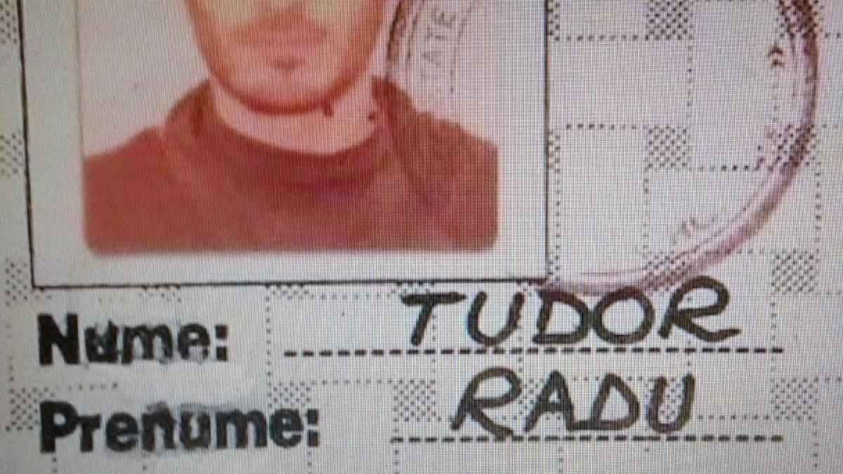 radu_tudor_legitimatie_presa_49613000