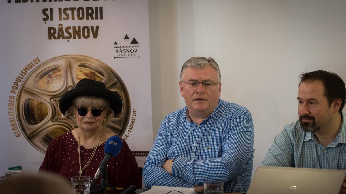 1_ffir2017__conf_carturesti_fotodaniel_secarescu_47641300