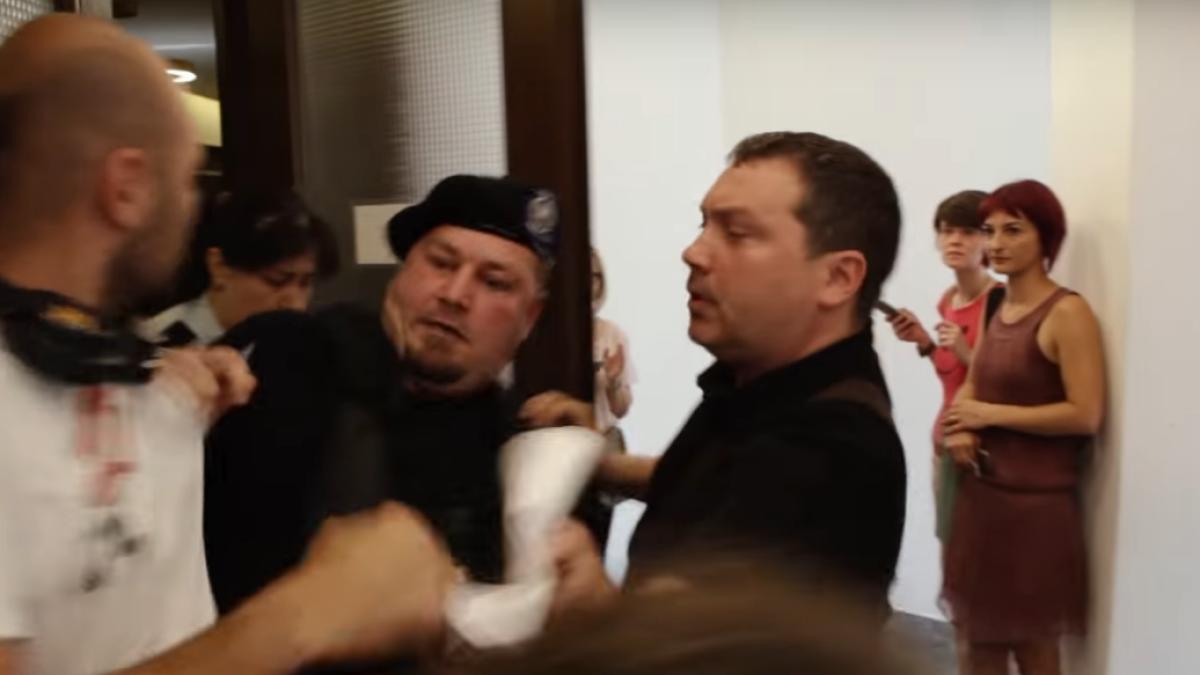 nou scandal la edin a cgmp la care a participat firea niciodata nu m am sim it mai umilita video