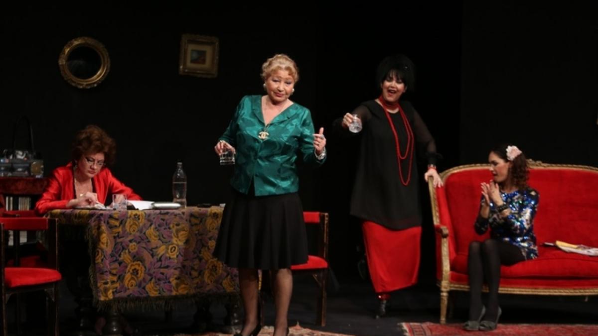 intrebari_existentiale_si___destainuiri_tulburatoare_in_cinci_femei_in_tranzitie_87580500