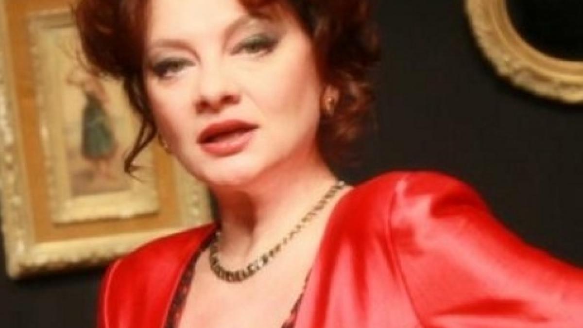 main_cinci_femei_de_tranziie_1_31605900