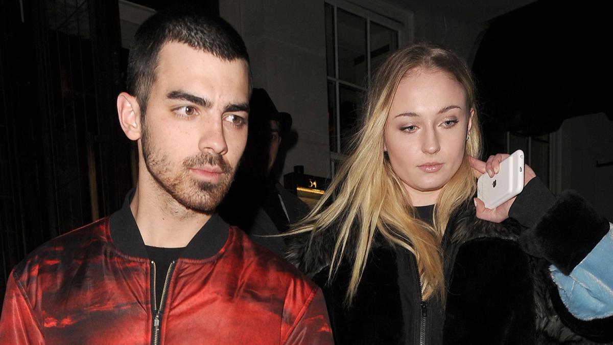 sophie_turner_si_joe_jonas_14301000