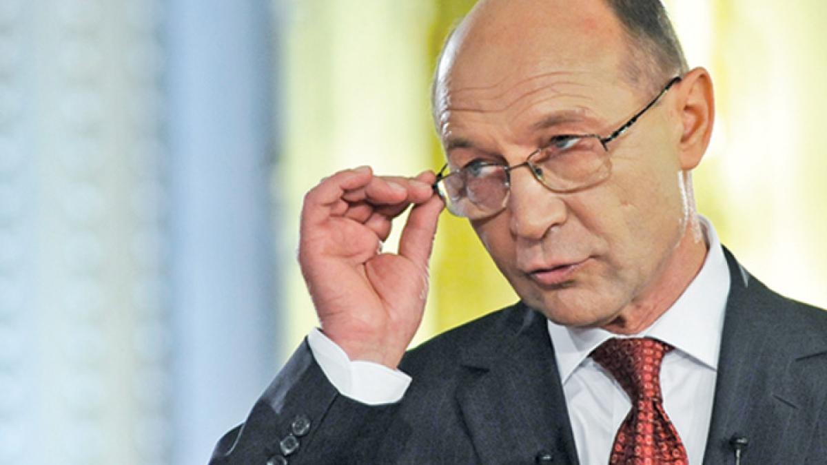 gu a a fost gre eala dezastroasa a lui basescu ala deschide li ul i tu te apleci