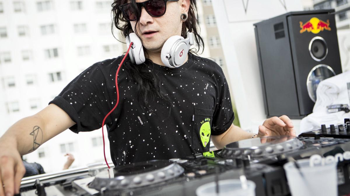 skrillex_electric_castle_42660900