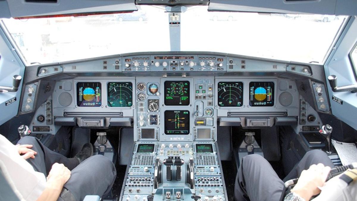 avion_1333653648_80555600