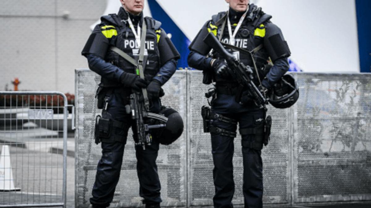 amsterdam_police_74851200