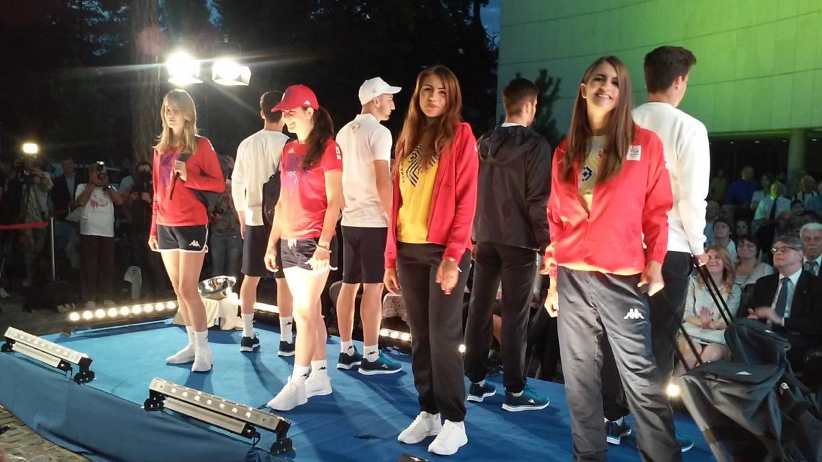 20160720_210618_14924500