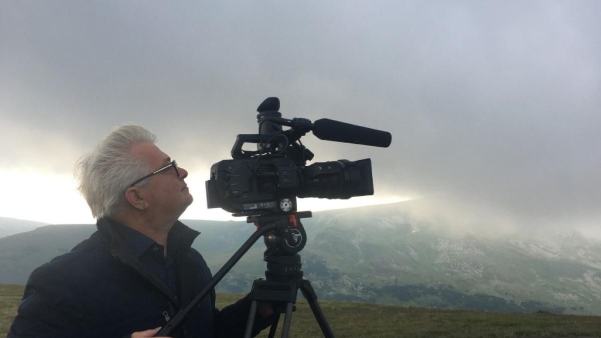 1_dumitru_budrala_la_filmarile_drumul_regilor_transalpina_1_1024x768_92875800