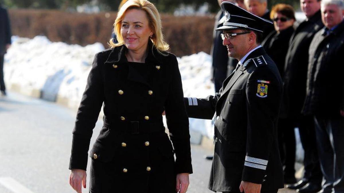 carmen_dan_dcnews_59102800