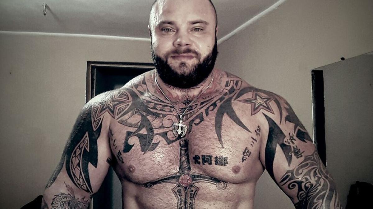 chiras_daniel_21745800