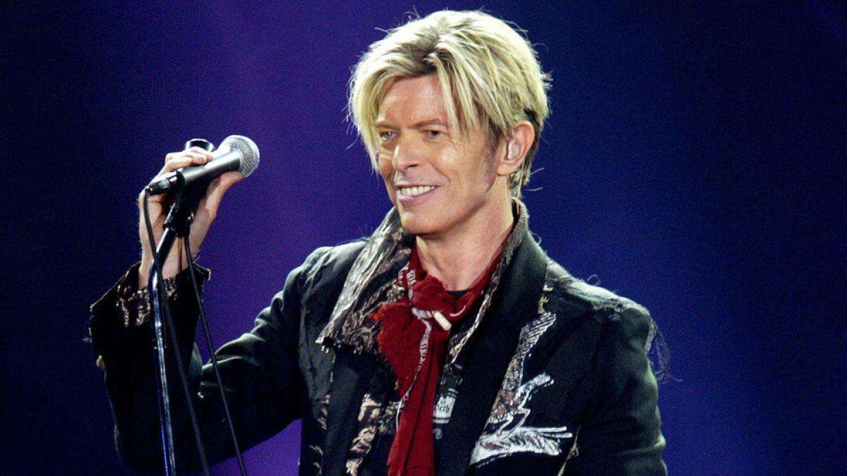 1_david_bowie_82451700