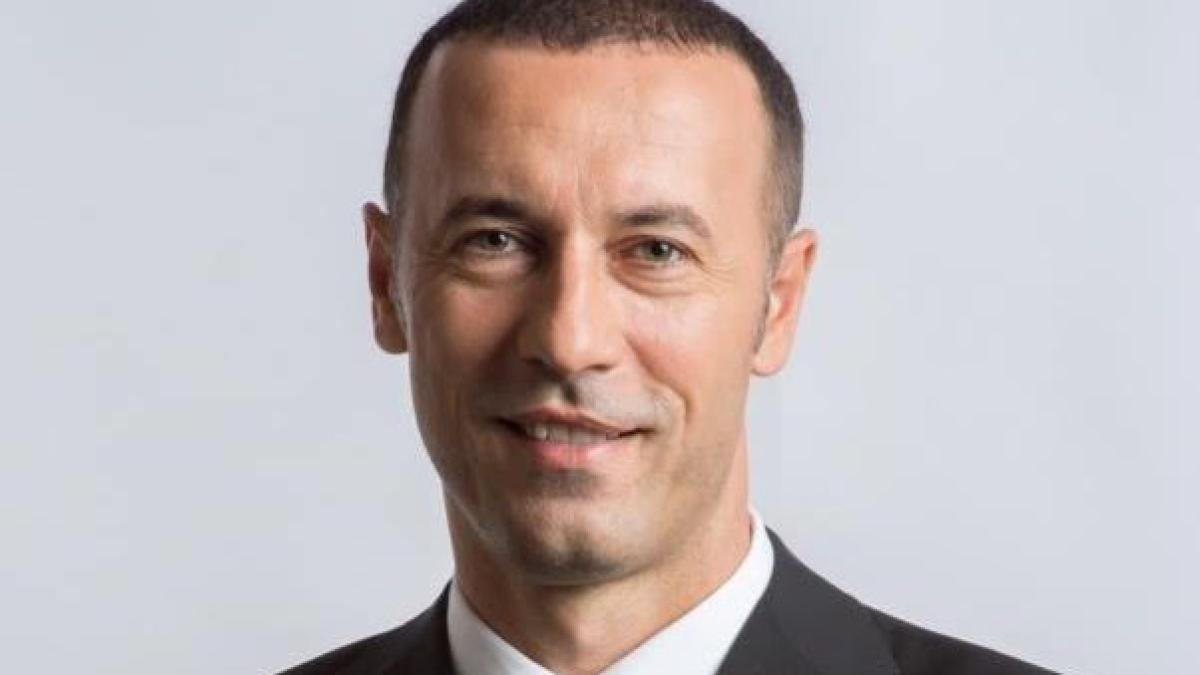 iulian_dumitrescu_61702000