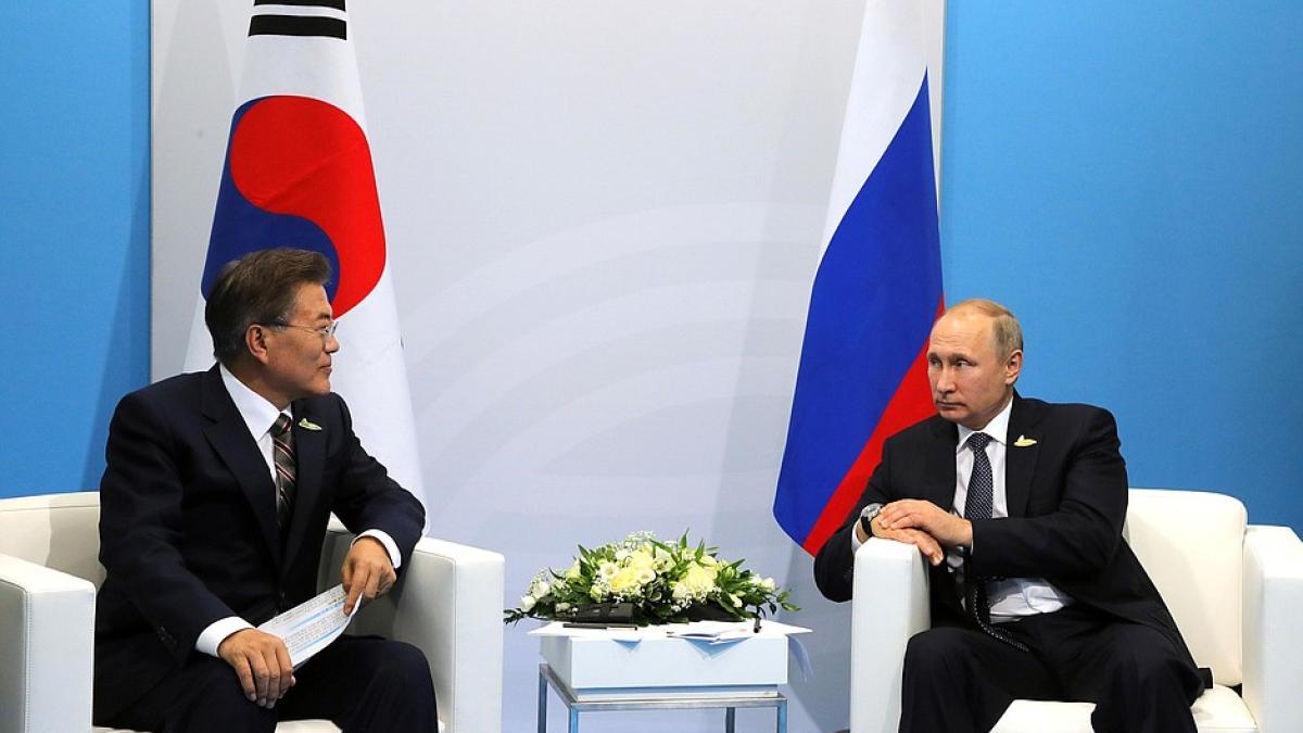 moon_jae_in_putin_17038100