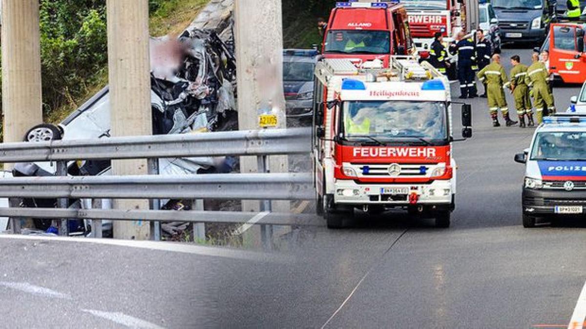 cinci_romani_morti_intr_un_accident_in_austria__printre_victime_se_numara_si_copii_4_88864400