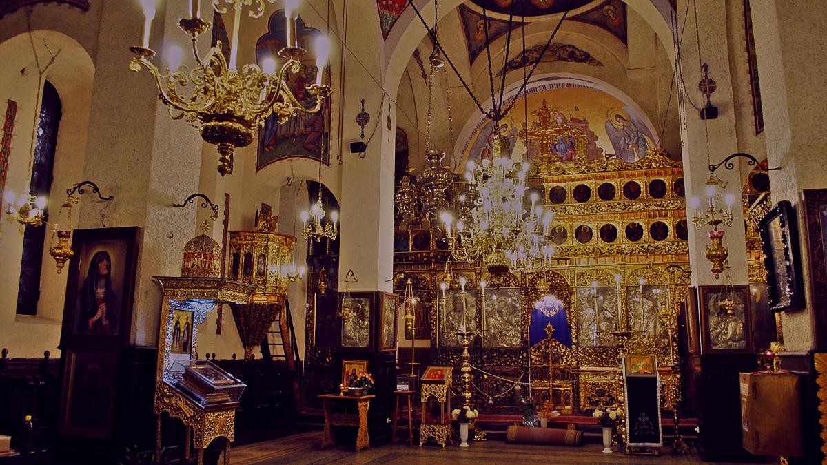 interior_biserica_01919500