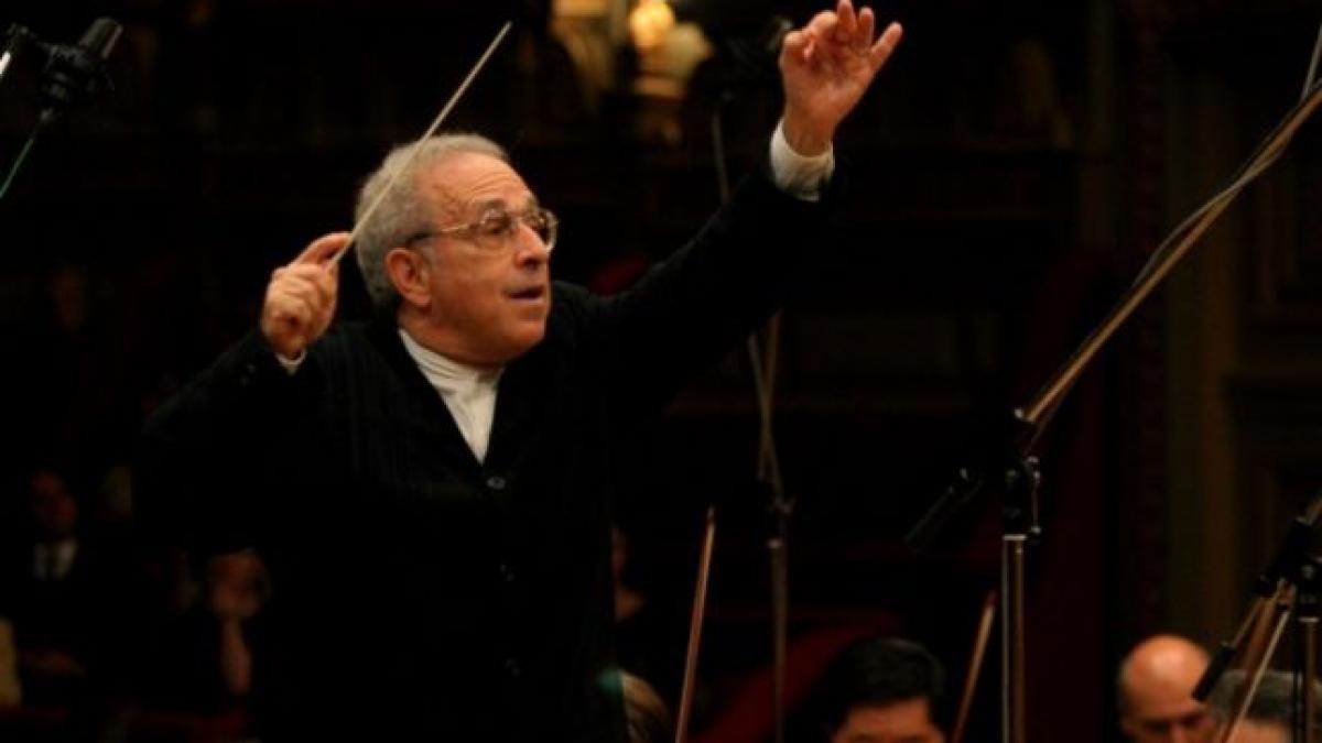 lawrence_foster_70650400