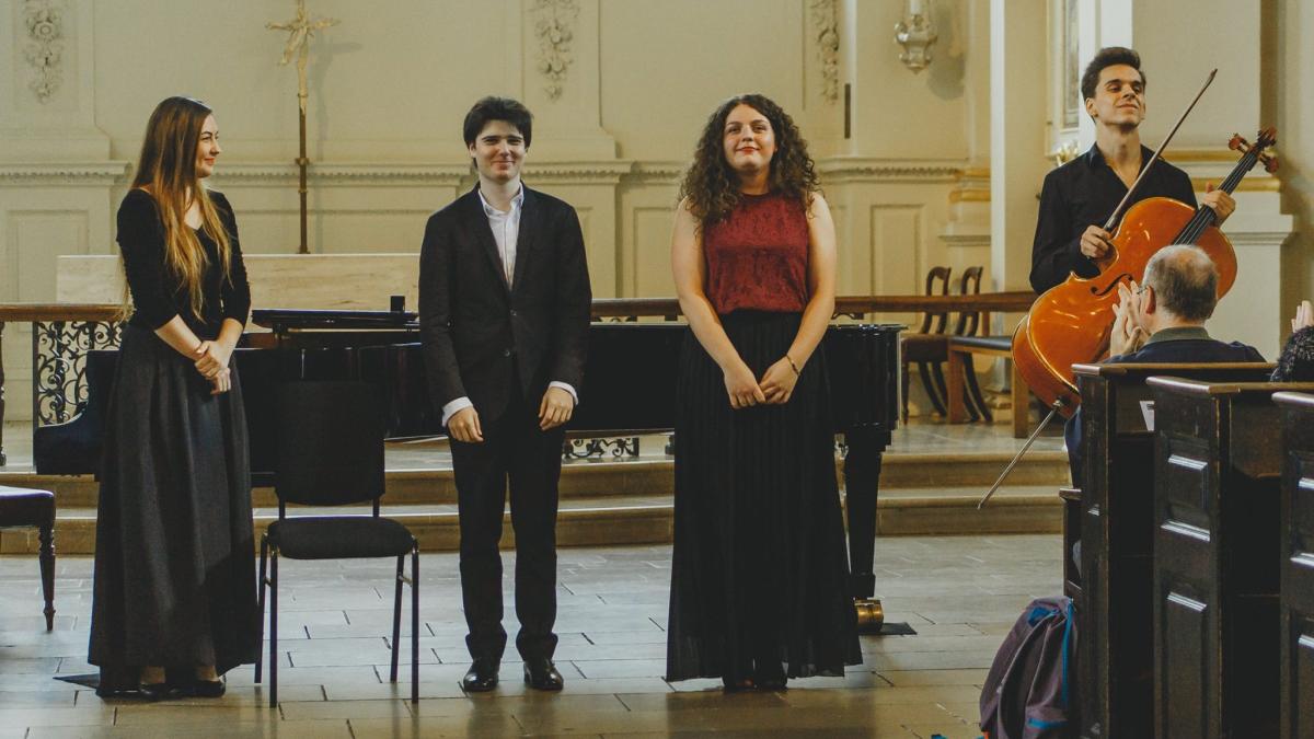 tineri_muzicieni_la_londra_99312100