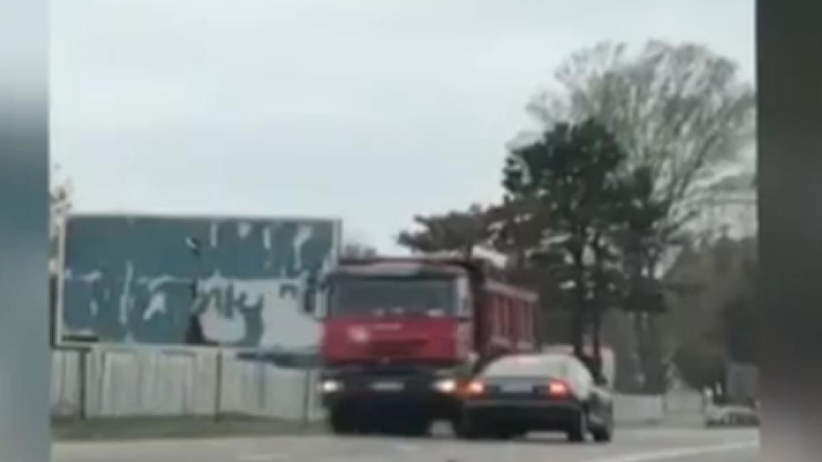 screen_shot_2017_10_25_at_9_31_19_pm_59654300