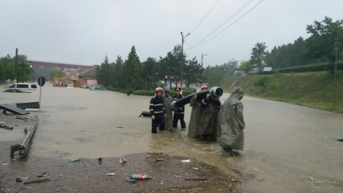 ploaie_constanta_67698900